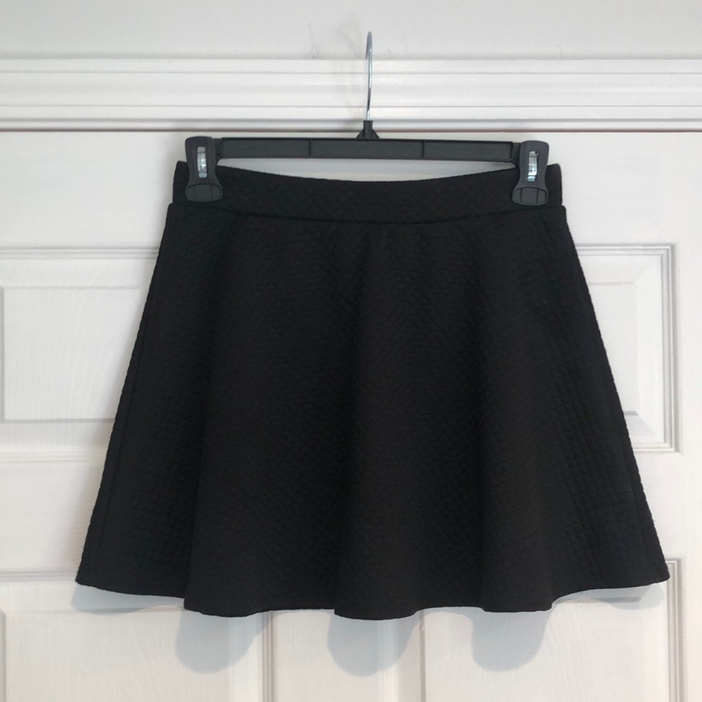 Joe Benbasset size large black miniskirt